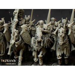 Highlands Miniatures - Vampire Knights (5)